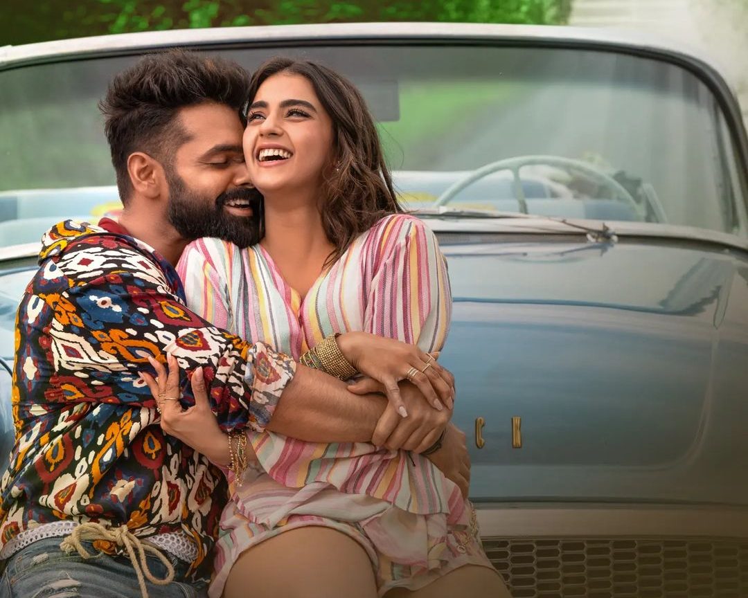 Double iSmart Review: మాస్ ఎనర్జీతో ఇరగదీసిన రామ్‌ పొత్తినేని.. సినిమా ఎలా ఉందంటే?