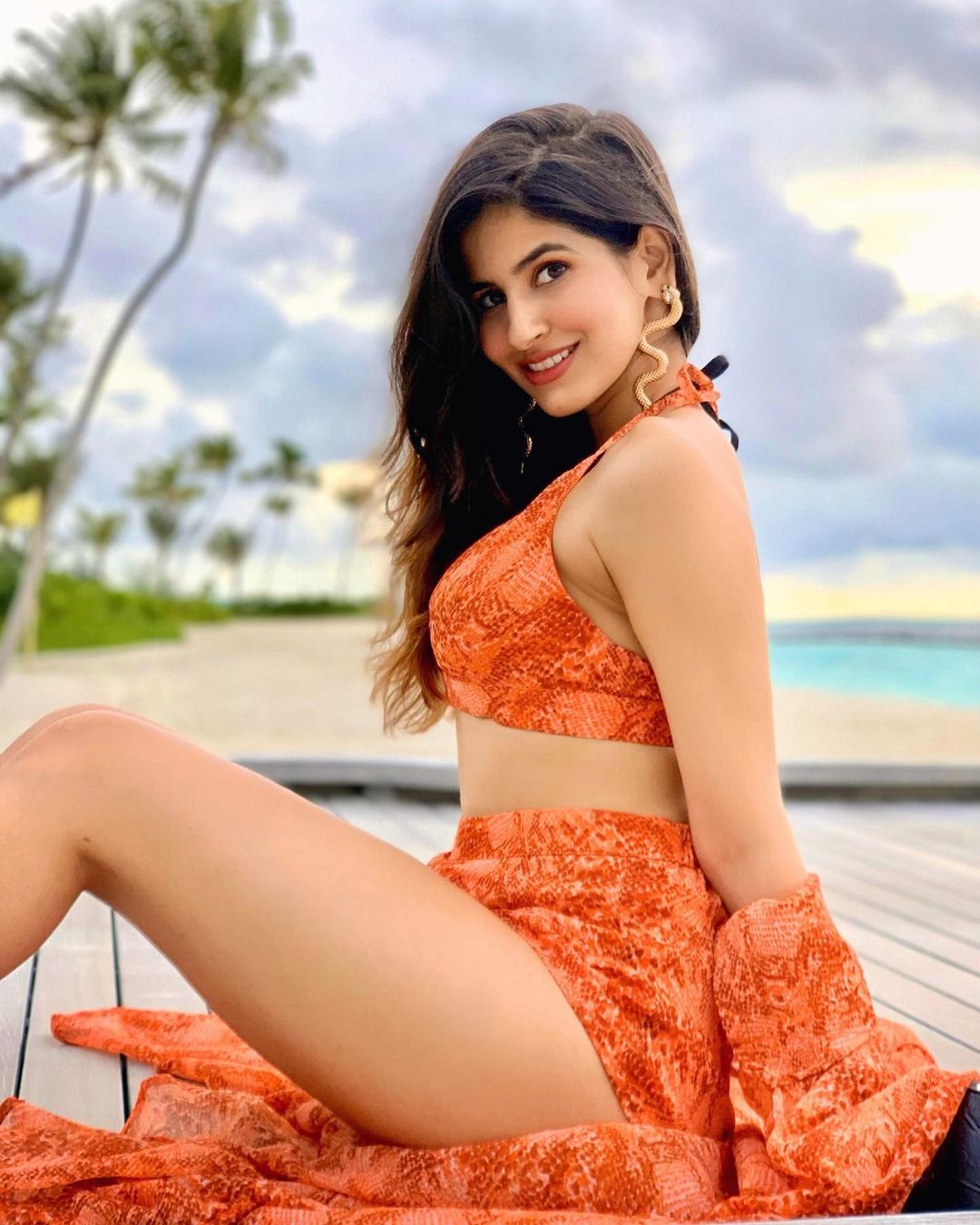 sakshi 2