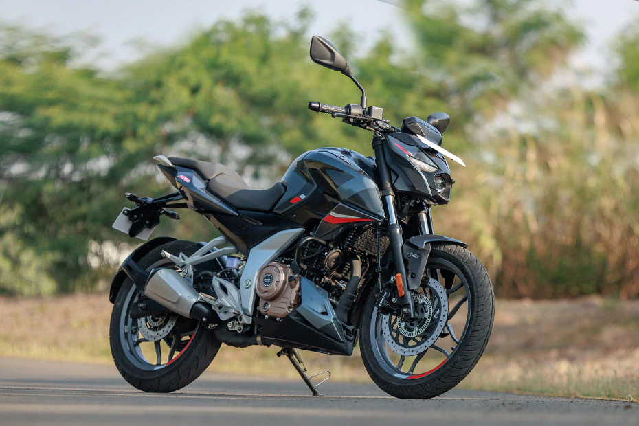 front-right-view-76873652_930x620