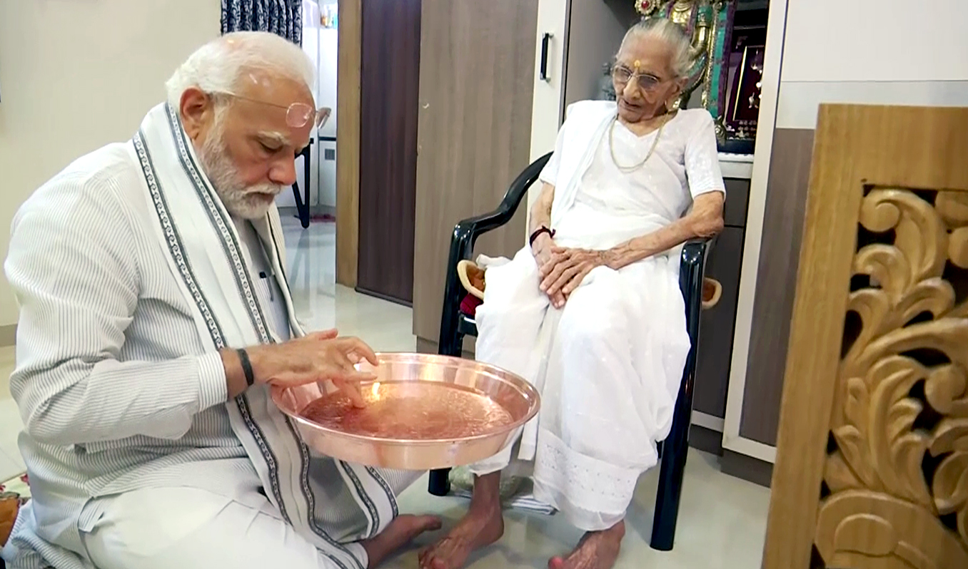 Narendra Modi meets his mother Heeraben Modi on her 100th birthday