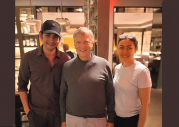 Bill Gates shows his humbleness says ‘It was great being in New York, you never know who you’ll run into, and was lucky to meet Mahesh Babu and Namrata