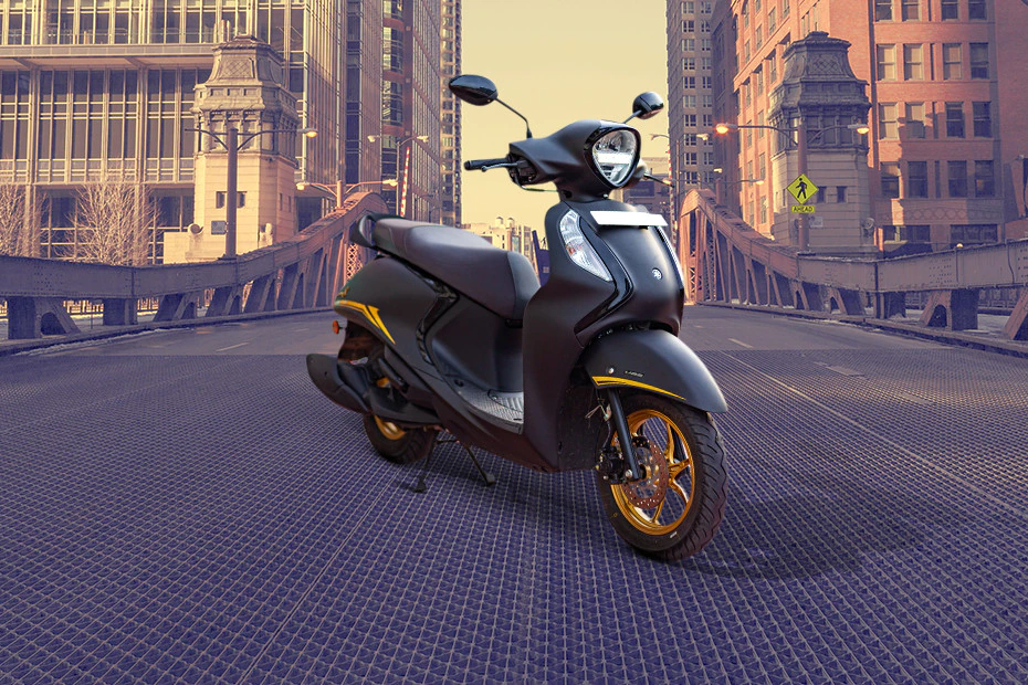 front-right-view-5260236_930x620