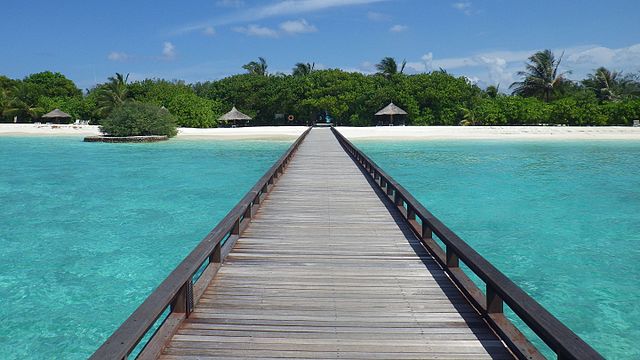 Maldives_(15383218305)