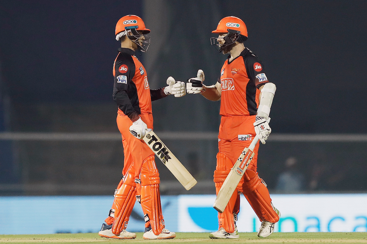 Sunrisers Hyderabad's skipper Kane Williamson and Abhishek Sharma fist bump each other