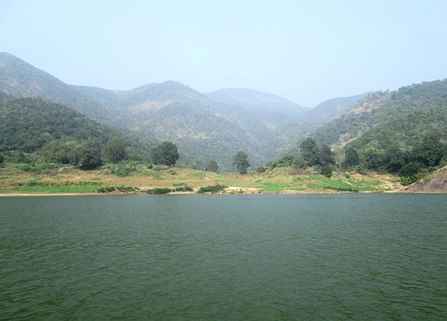 ws_640px-Papikondalu_view_42