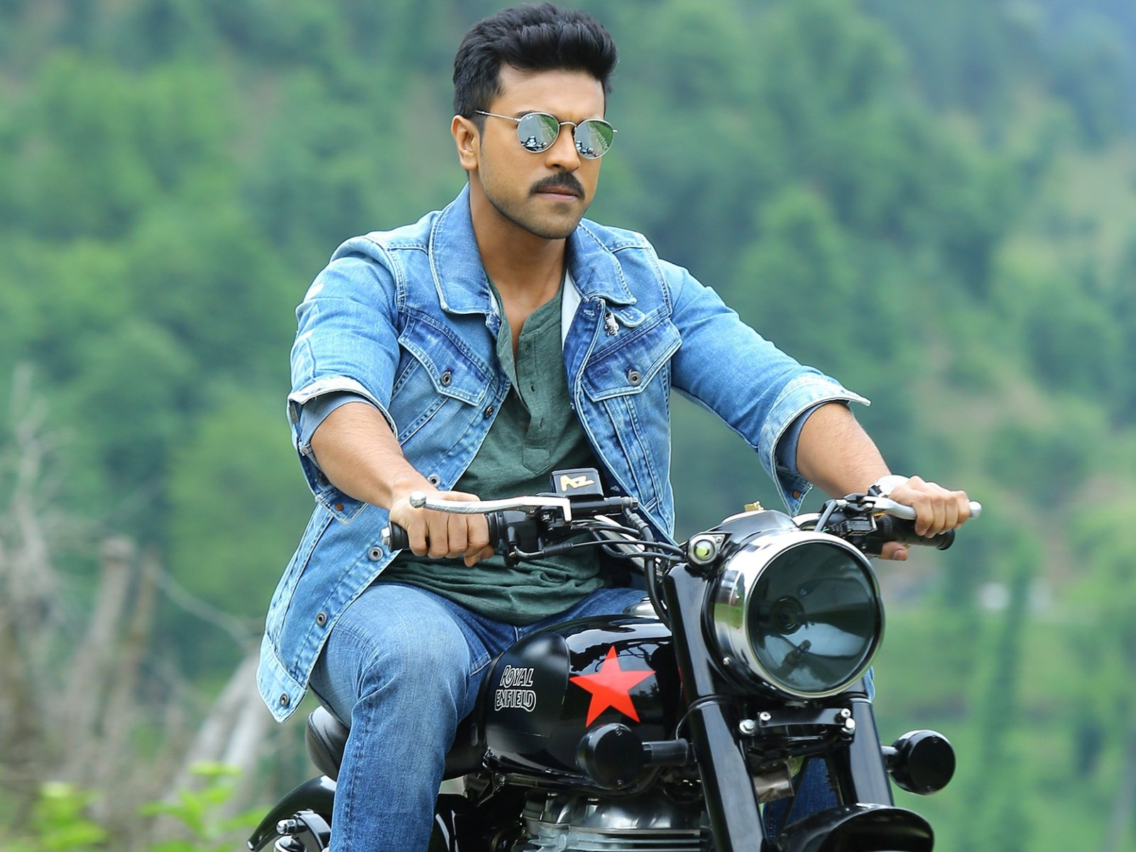 ws_dhruva-movie-wallpaper