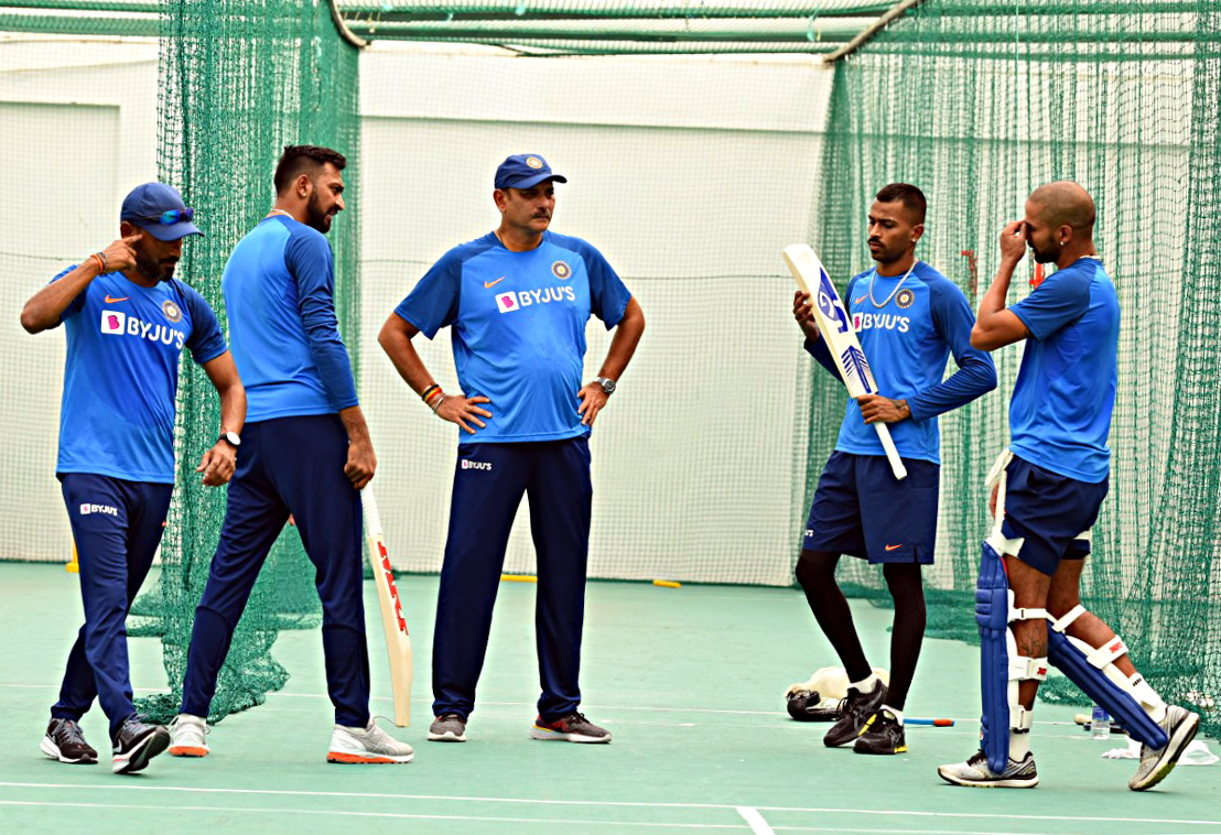 Indian Cricket team practising along with Head Coach Ravi Shastri